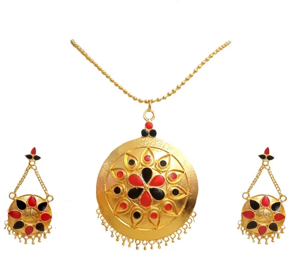 Assamese_Traditional_Gold_Plated_Red_Black_Color_Japi_Chain_Jewellery_Set_For_Women
